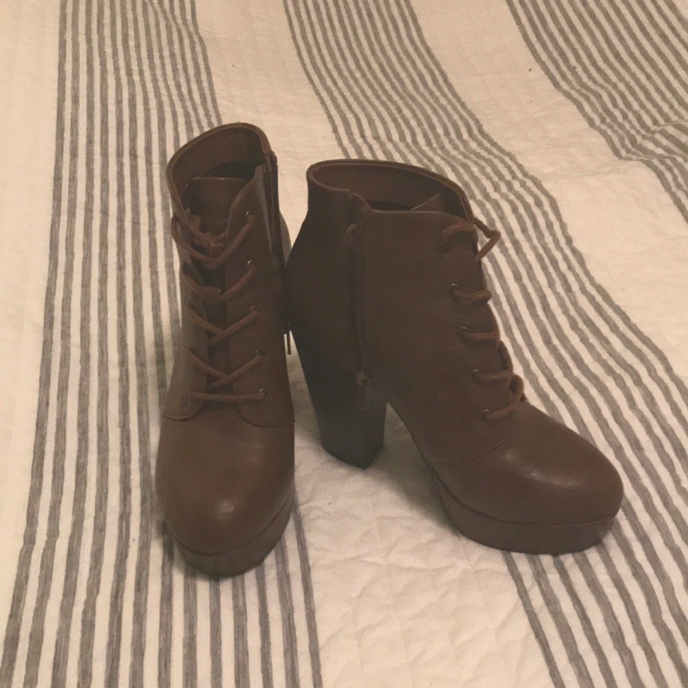 BRASH brown booties